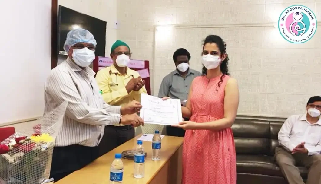 Dr. Apoorva Makan being felicitated at an event in Pune.